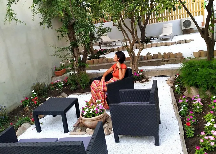 S'arenada Гостевой дом Кальяри